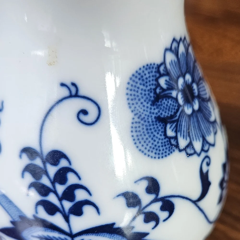 Vtg (2002) Blue Danube Salt & Pepper Shakers From Japan.